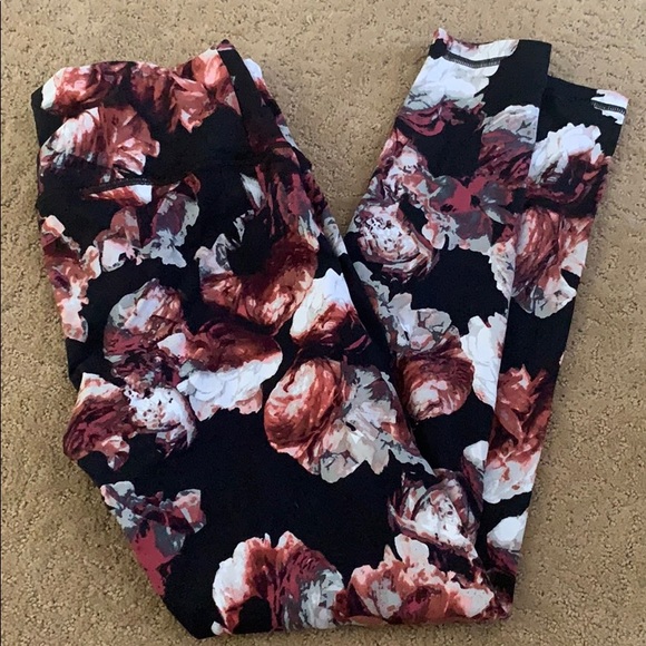 Knockout By Victoria’s Secret Legging size small - Picture 1 of 3